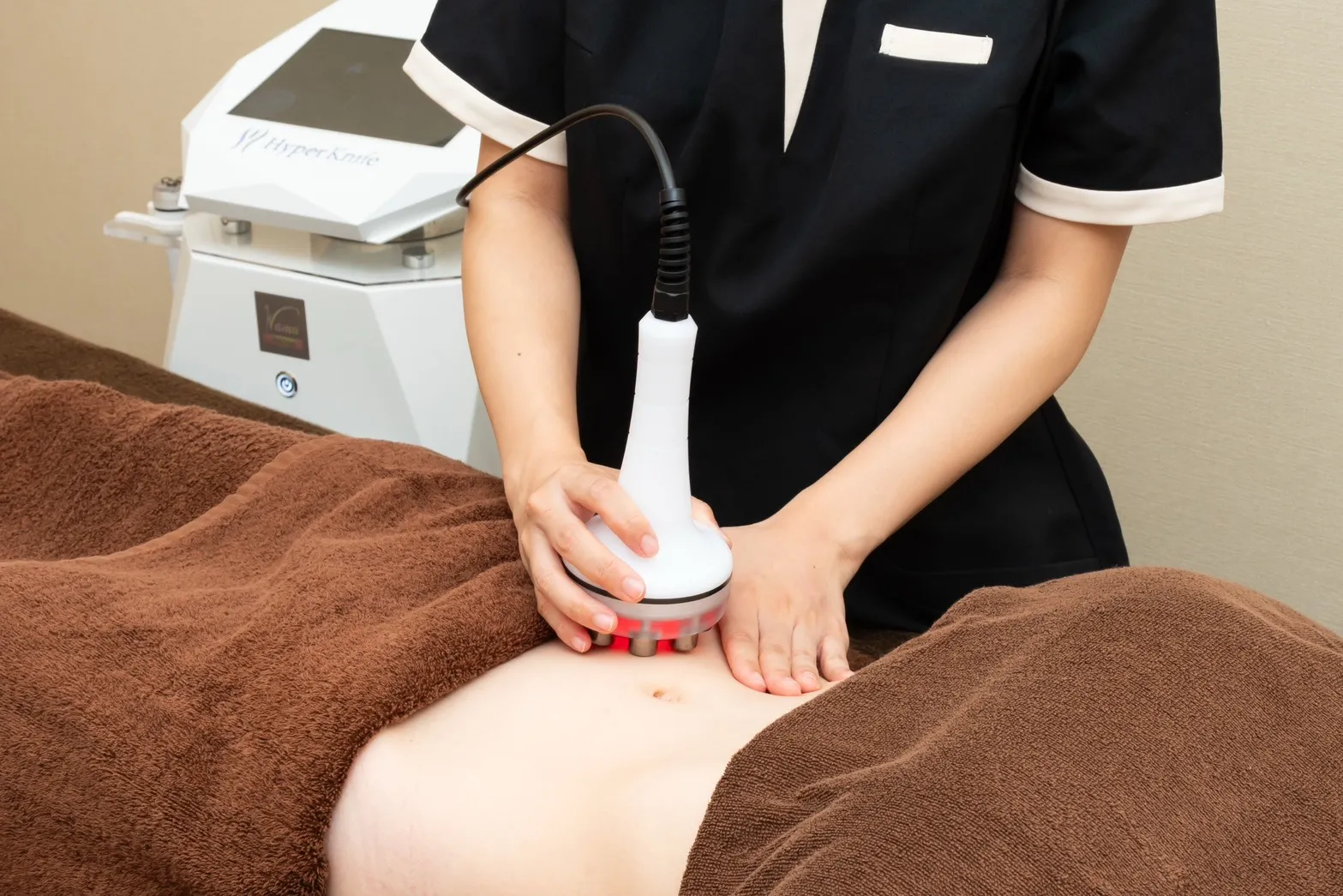 お腹への施術のイメージ